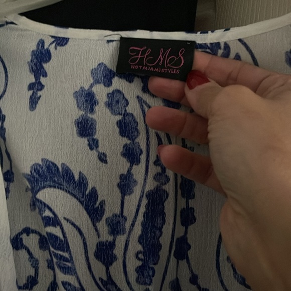 Romper - Picture 2 of 5